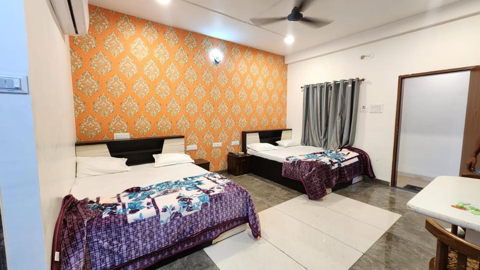Hotel Bombay Darbar Simrol Zewnętrze zdjęcie